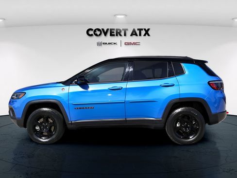 Used 2023 Jeep Compass Trailhawk w/ Trailhawk Convenience Group AWD/4WD image 5