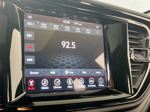 Used 2022 Dodge Durango GT image 13