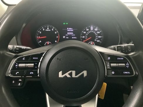 Used 2022 Kia Seltos LX image 22