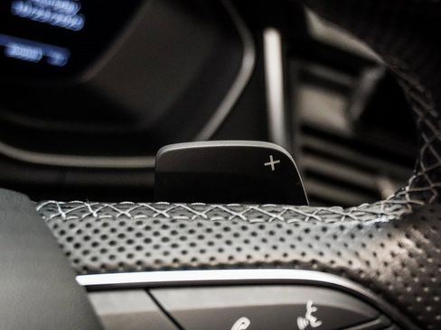 Used 2022 Audi SQ5 Premium Plus w/ Premium Plus Package image 19