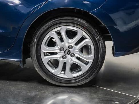 Certified 2017 Toyota Yaris iA image 11