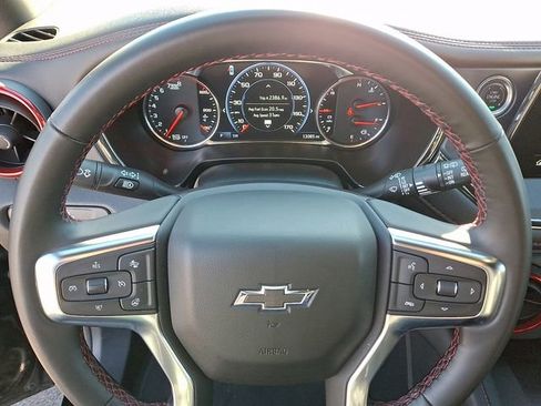 Used 2025 Chevrolet Blazer RS image 21