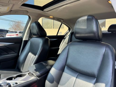 Used 2015 INFINITI Q50 Premium w/ Navigation Package AWD/4WD image 19