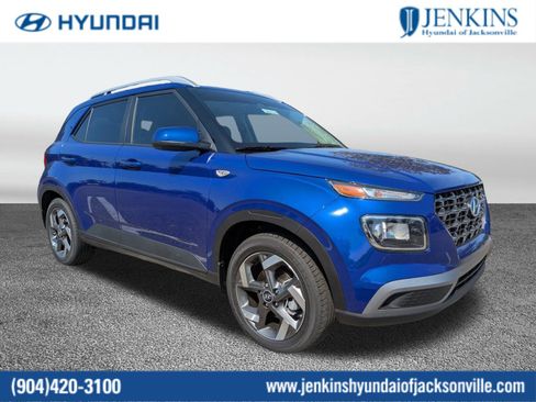 New 2025 Hyundai Venue SEL image 1