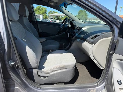 Used 2015 Hyundai Accent GLS FWD image 22