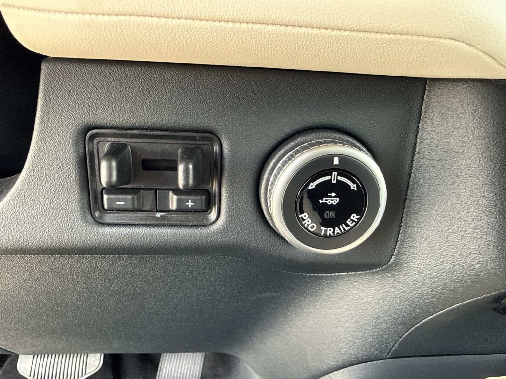 New 2027 Lincoln Navigator Reserve AWD/4WD image 30