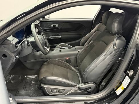 Certified 2024 Ford Mustang Coupe RWD image 14