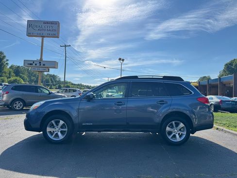 Used 2014 Subaru Outback 2.5i Limited AWD/4WD image 8