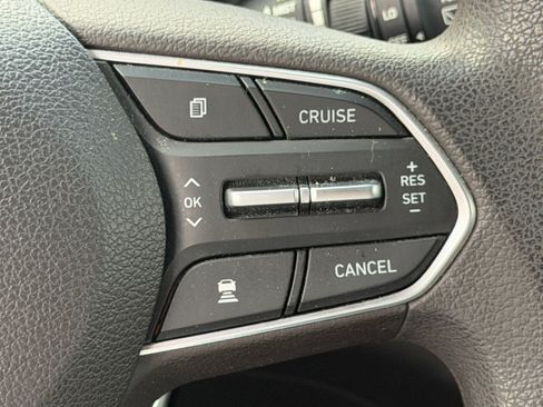 Used 2019 Hyundai Santa Fe SEL FWD image 31