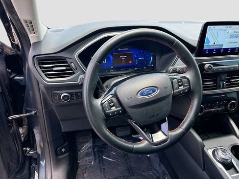 Used 2022 Ford Escape SEL w/ SEL Stealth AWD Package image 8
