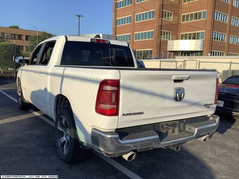 Used 2023 RAM 1500 Laramie AWD/4WD image 5