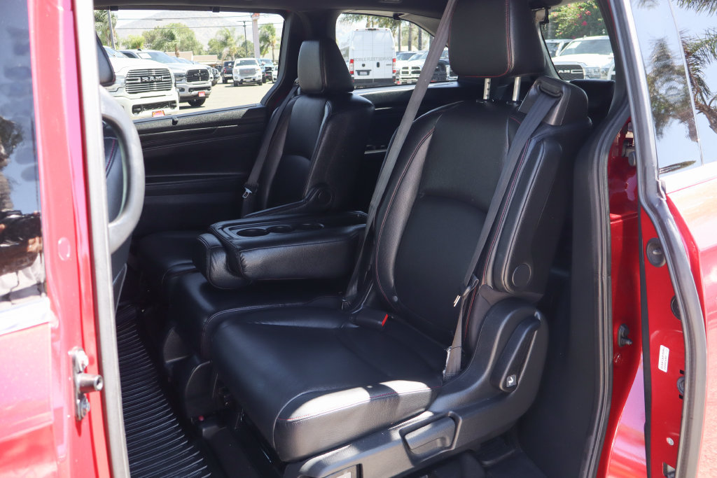 Used 2023 Honda Odyssey Sport image 40