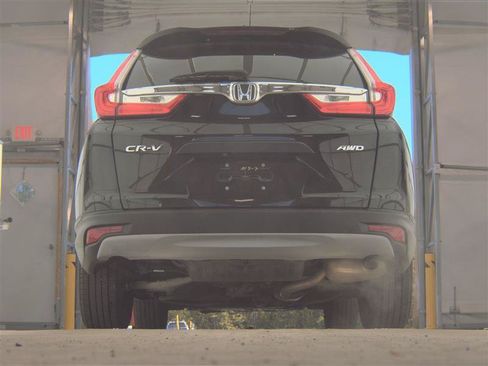 Used 2017 Honda CR-V LX image 6