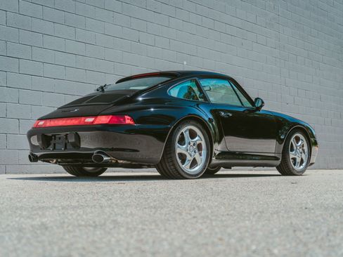 Used 1998 Porsche 911 Carrera S RWD image 33