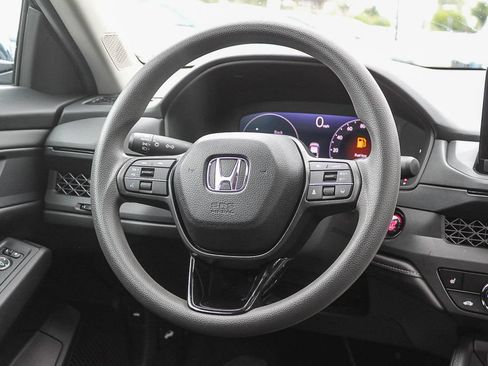 Used 2024 Honda Accord EX image 19