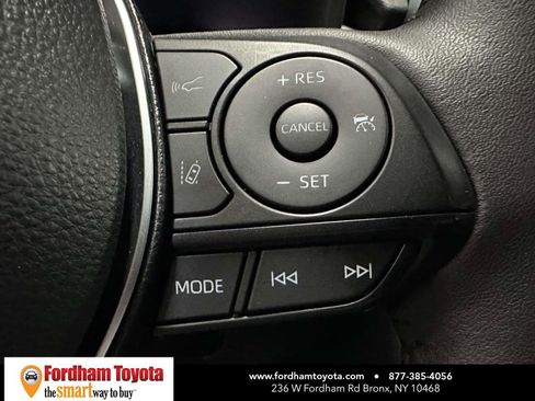 Used 2025 Toyota RAV4 XLE w/ Convenience Package image 31