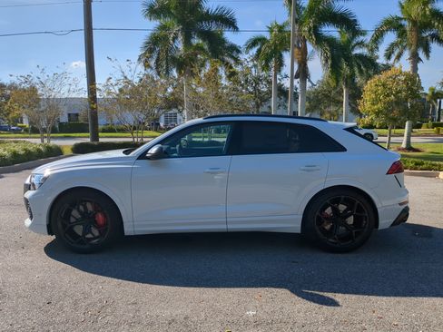 New 2026 Audi RS Q8 performance image 7