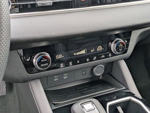 New 2026 Mitsubishi Outlander SE image 22