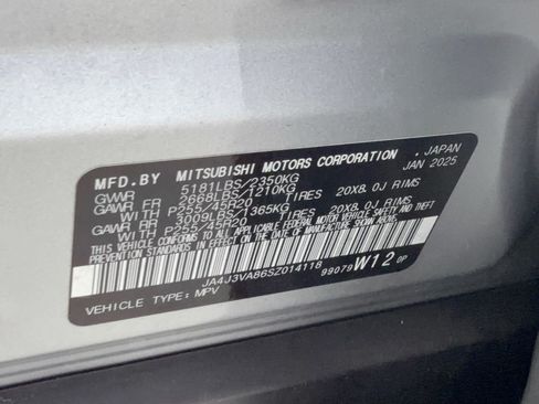 Used 2025 Mitsubishi Outlander SE FWD image 31