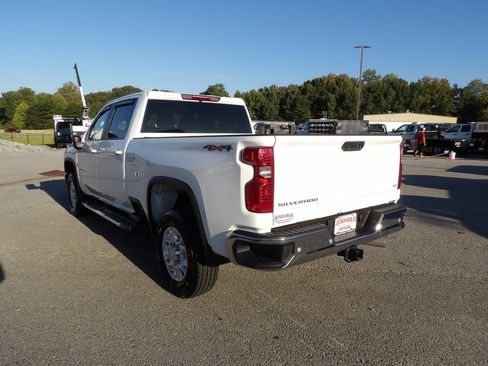 Used 2025 Chevrolet Silverado 3500 LT w/ Safety Package AWD/4WD image 5