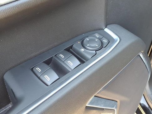 Used 2023 Chevrolet Silverado 1500 LT image 15