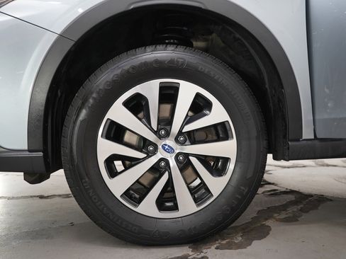 Used 2021 Subaru Outback Premium AWD/4WD image 29