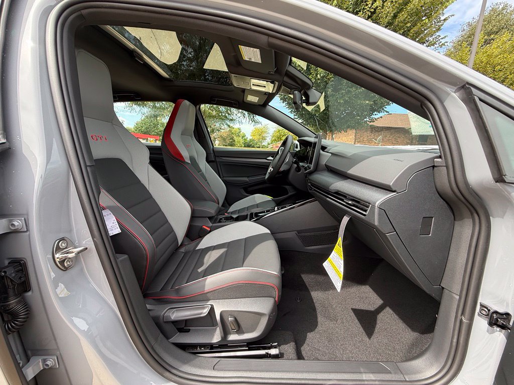New 2026 Volkswagen GTI SE FWD image 14