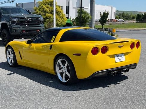 Used 2007 Chevrolet Corvette Coupe w/ Preferred Equipment Group RWD image 10