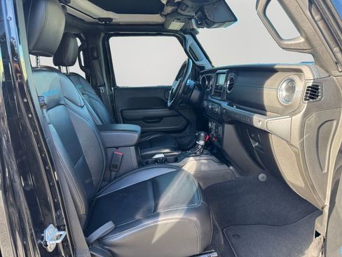 Used 2022 Jeep Wrangler Unlimited Rubicon 4xe w/ Cold Weather Group image 12