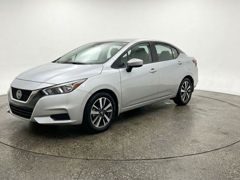 Used 2025 Nissan Versa SV FWD image 3