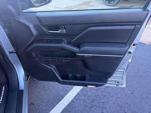 Certified 2025 Toyota Tacoma TRD Off-Road w/ TRD Off Road Upgrade Package AWD/4WD image 23