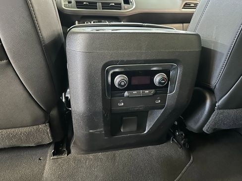 Used 2024 Chevrolet Tahoe LT image 34