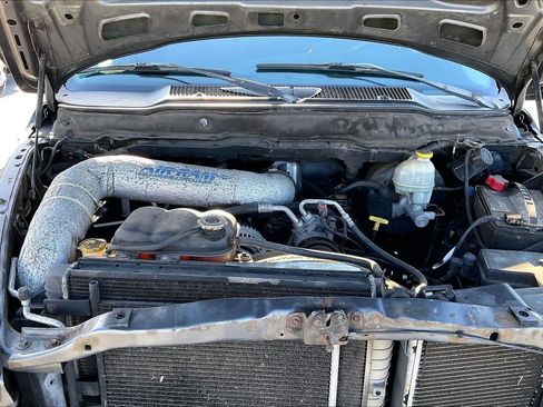 Used 2003 Dodge Ram 1500 Truck 2WD Quad Cab image 9