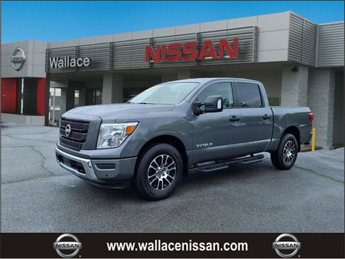 Certified 2024 Nissan Titan SV w/ SV Convenience Package AWD/4WD image 1