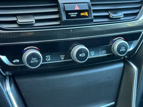 Used 2022 Honda Accord Sport image 17