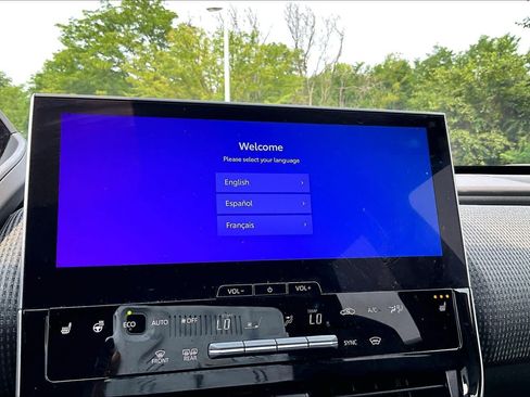 Used 2025 Toyota bZ4X FWD w/ Weather Package image 33