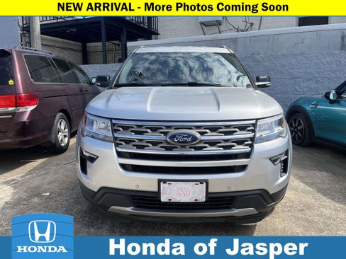 Used 2018 Ford Explorer XLT w/ Equipment Group 201A image 1