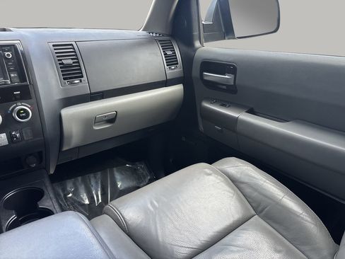 Used 2015 Toyota Sequoia Limited image 10