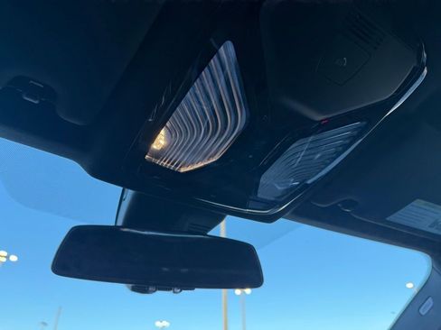 Used 2025 BMW 330i xDrive Sedan image 22