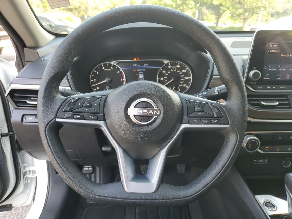 Certified 2025 Nissan Altima 2.5 SV FWD image 23