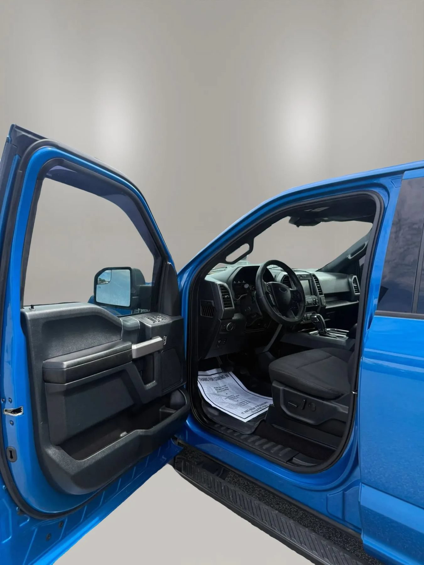 Used 2019 Ford F150 XLT w/ Equipment Group 302A Luxury AWD/4WD image 18