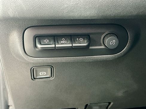 Used 2024 GMC Terrain Denali w/ Denali Premium Package image 10