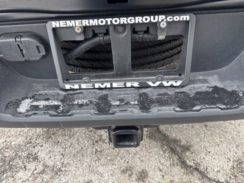 Used 2021 Toyota Tacoma TRD Sport image 9