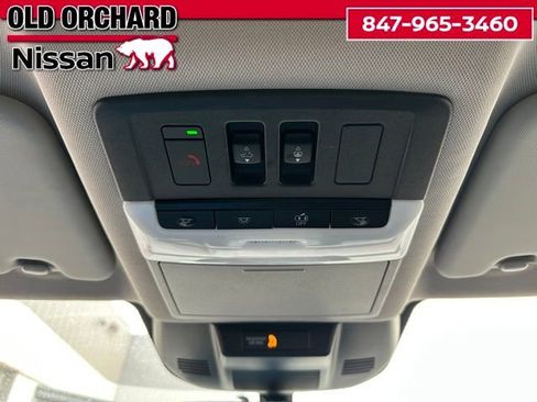 Used 2023 Nissan Rogue SL w/ SL Premium Package AWD/4WD image 18