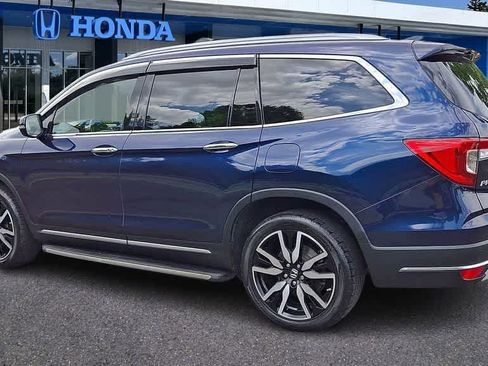 Used 2022 Honda Pilot Touring image 6