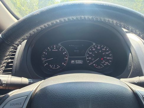 Used 2013 Nissan Altima 2.5 SV w/ 2.5SV Convenience Pkg FWD image 21