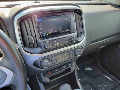 Used 2022 Chevrolet Colorado LT w/ LT Convenience Package image 28