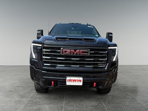 Used 2025 GMC Sierra 3500 AT4 AWD/4WD image 3