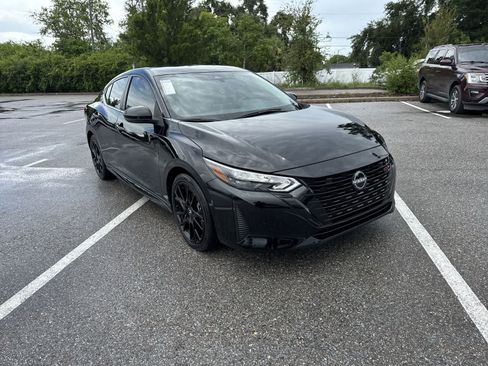 Used 2025 Nissan Sentra SR w/ Midnight Edition FWD image 16