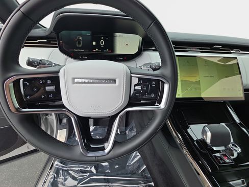 New 2026 Land Rover Range Rover Sport SE AWD/4WD image 16